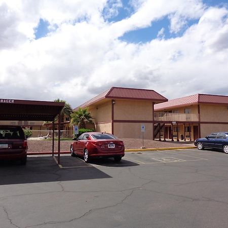 Knights Inn Phoenix At N Black Canyon Hwy Εξωτερικό φωτογραφία