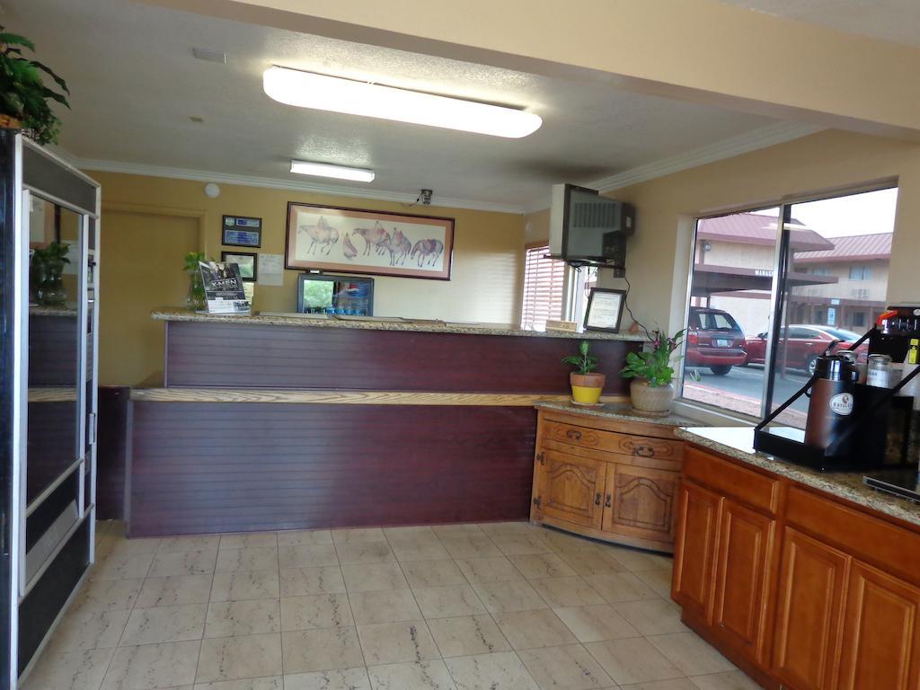 Knights Inn Phoenix At N Black Canyon Hwy Εξωτερικό φωτογραφία