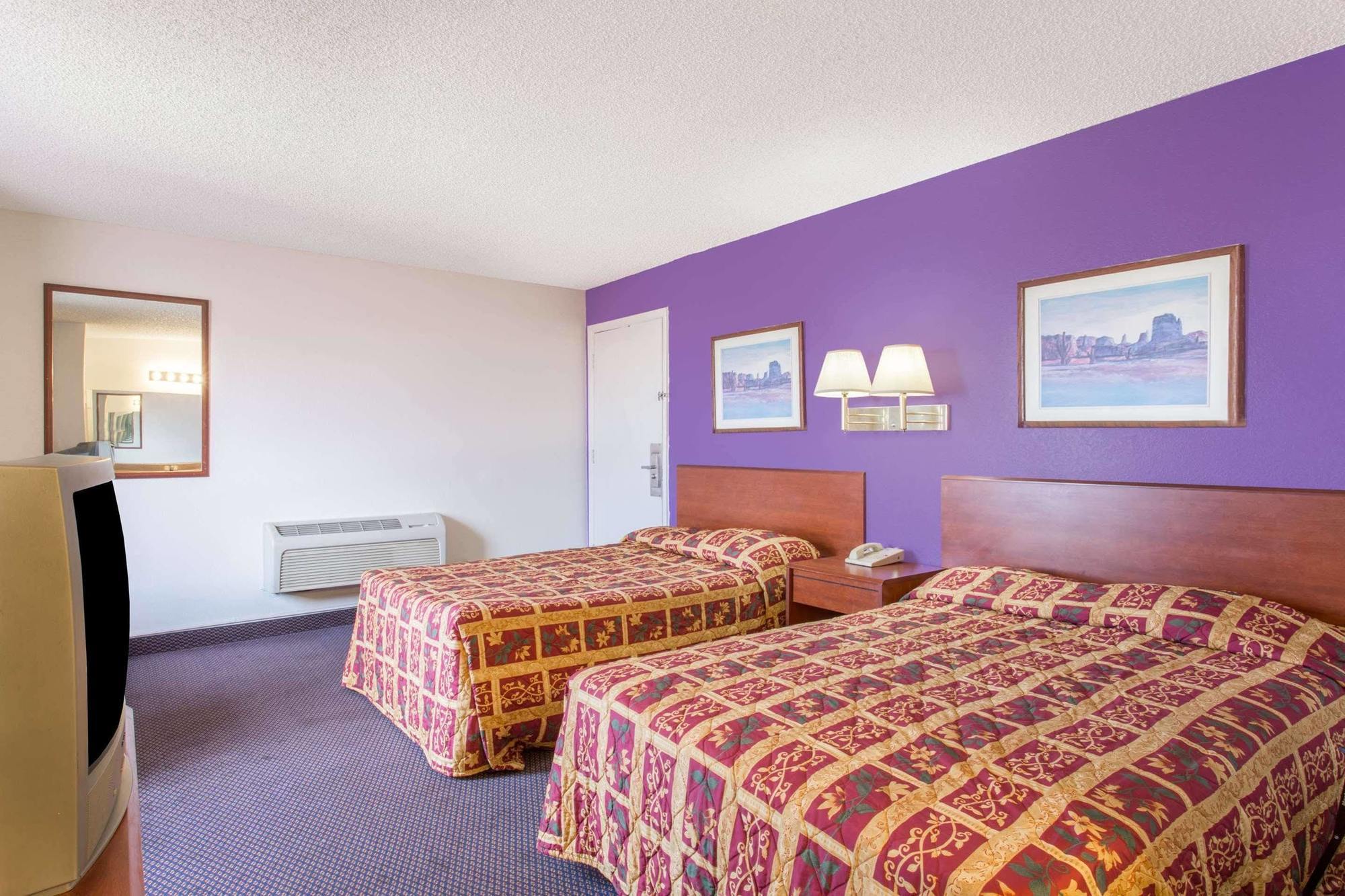 Knights Inn Phoenix At N Black Canyon Hwy Εξωτερικό φωτογραφία